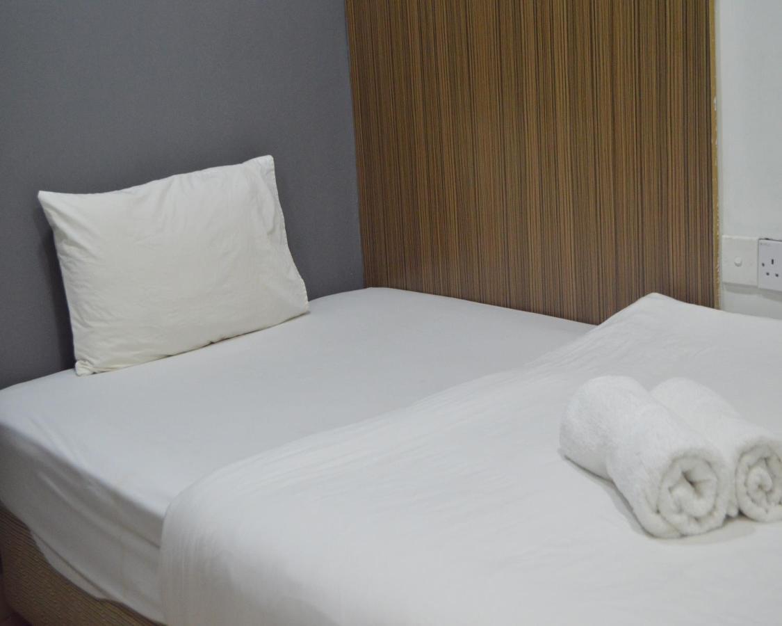 Hotel Pritty Куала-Лумпур Екстер'єр фото