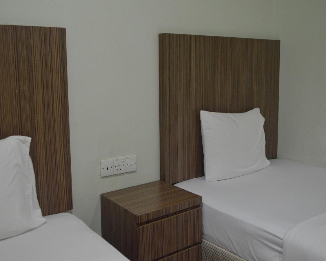 Hotel Pritty Куала-Лумпур Екстер'єр фото